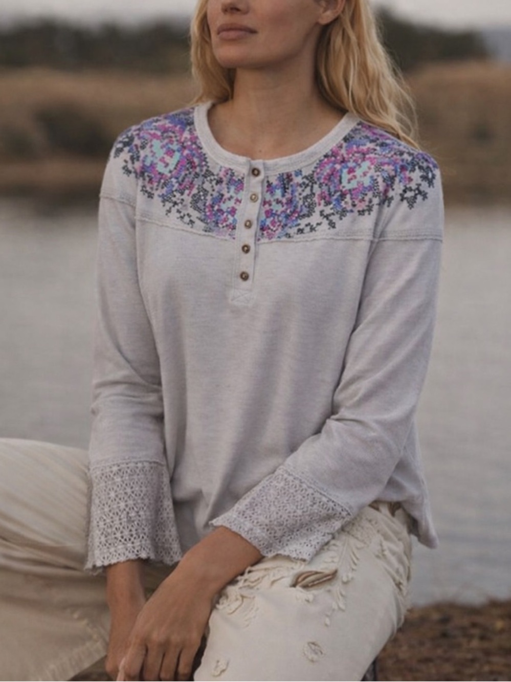 Sundance Cross Stitch Crochet Long Sleeve in Light Gray NWOT